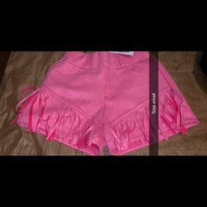 Fringe pink shorts